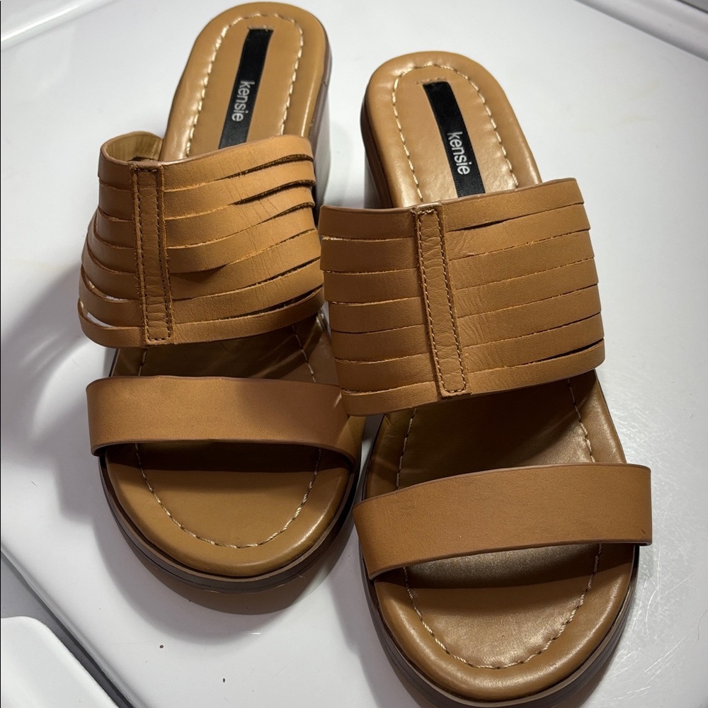 Kensie brand sandals Size 9.5m